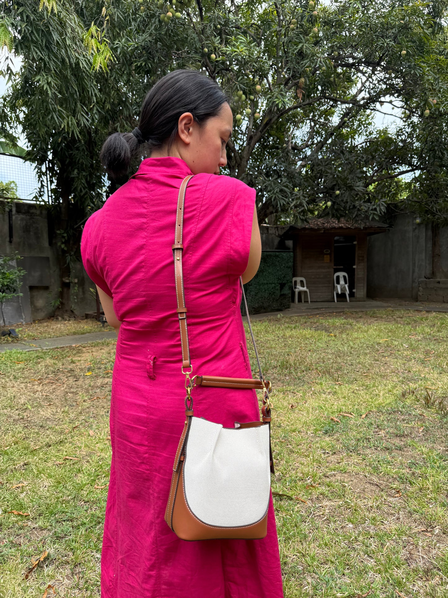 LUNA BUCKET BAG