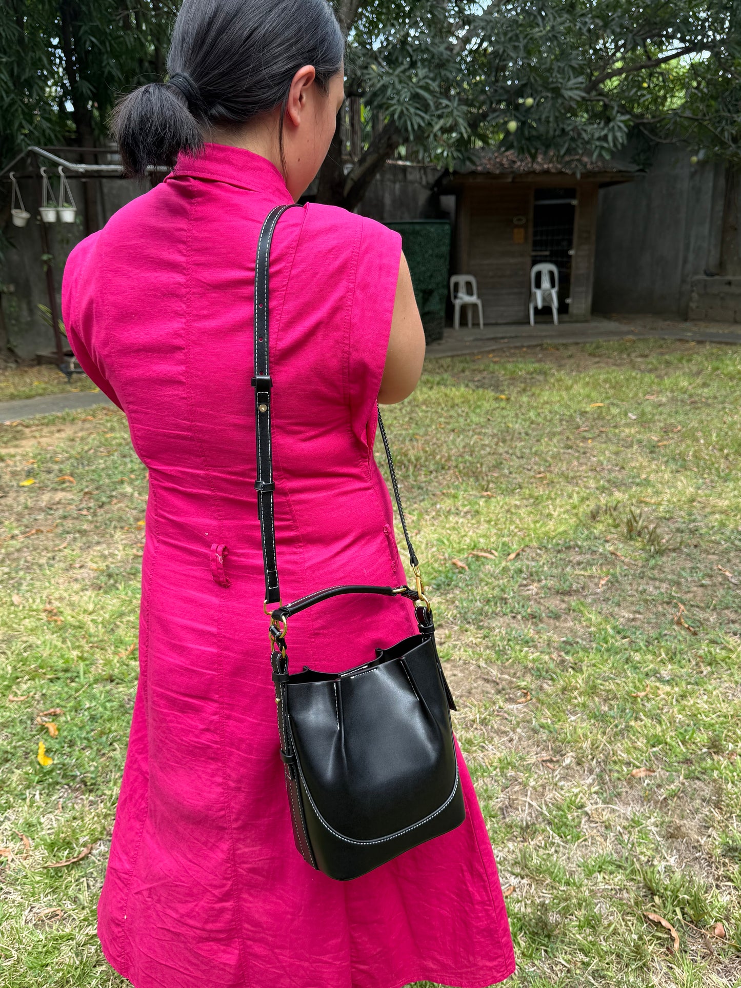 LUNA BUCKET BAG