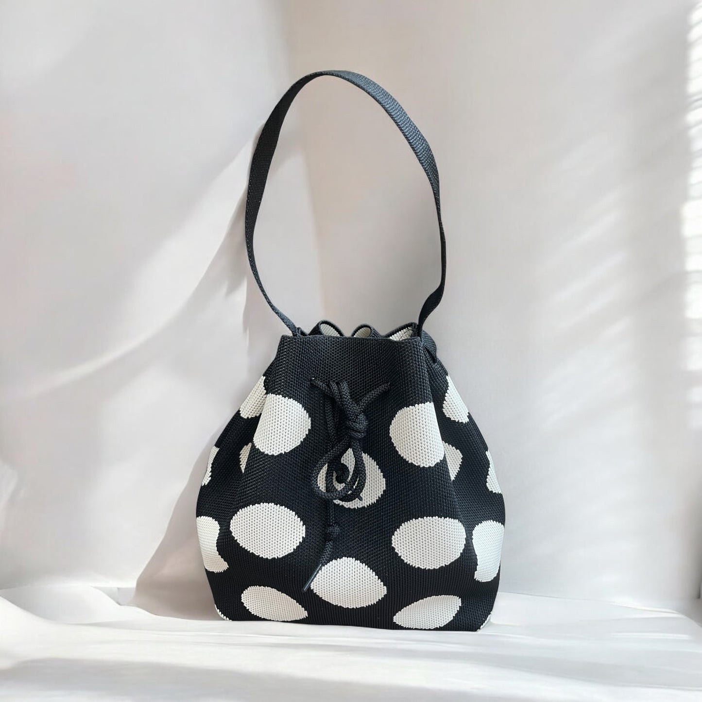 KATE BUCKET BAG