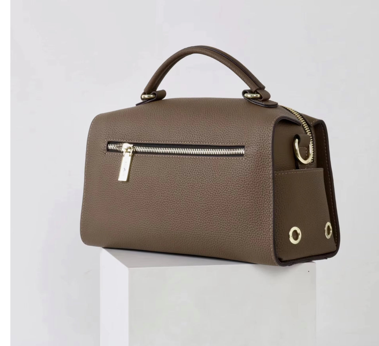 PRE-ORDER: CORA PILLOW BAG