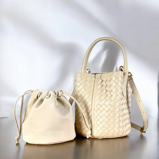 SAND BUCKET LEATHER BAG