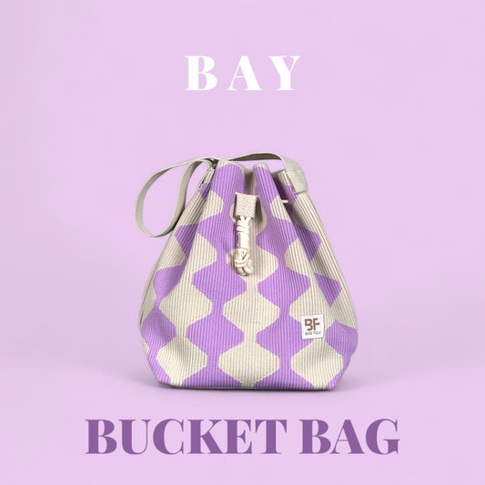 BAY BUCKET BAG