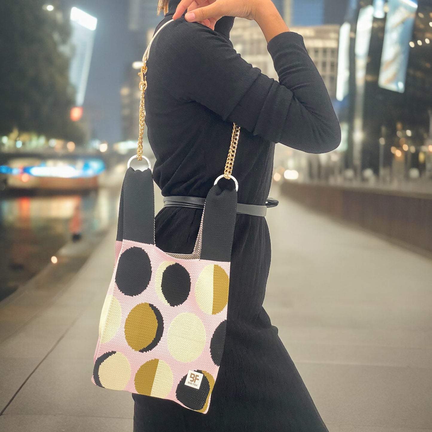 BLACK PINK POLKA YOYO BAG